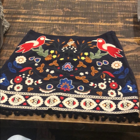 Skirt - Picture 1 of 2